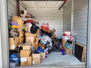 10 x 10 unit in San Antonio