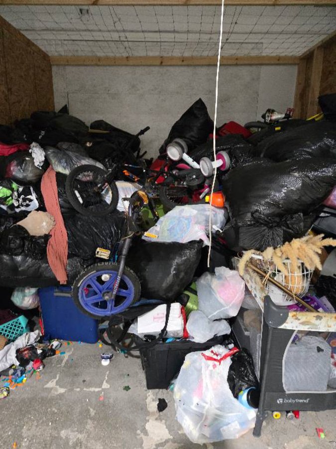 10 x 10 storage unit in Melrose Park, IL