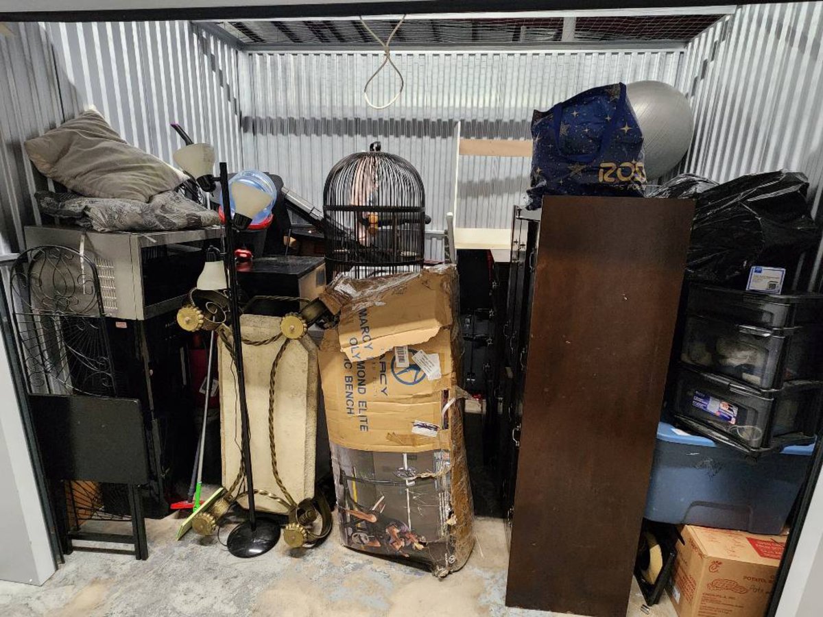 10 x 7 storage unit in Riverdale, GA