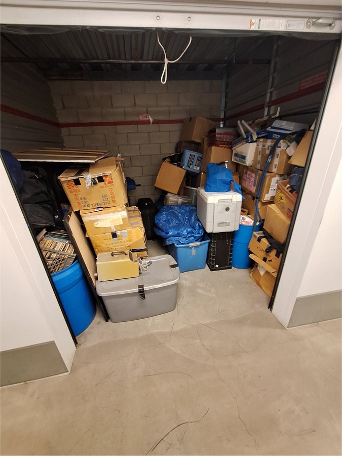 10 x 19 storage unit in Alhambra, CA