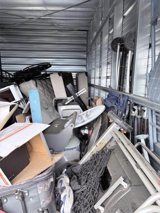 10 x 20 storage unit in Ashland, OR