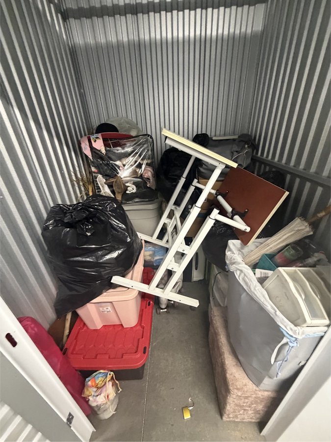 5 x 5 storage unit in San Diego, CA