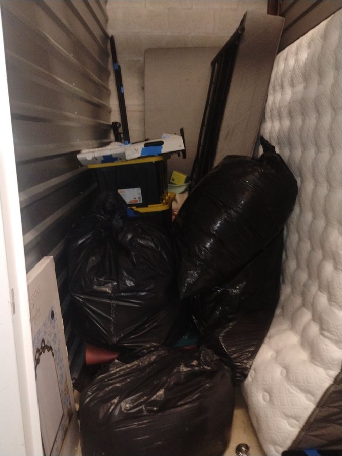 5 x 10 storage unit in Lantana, FL