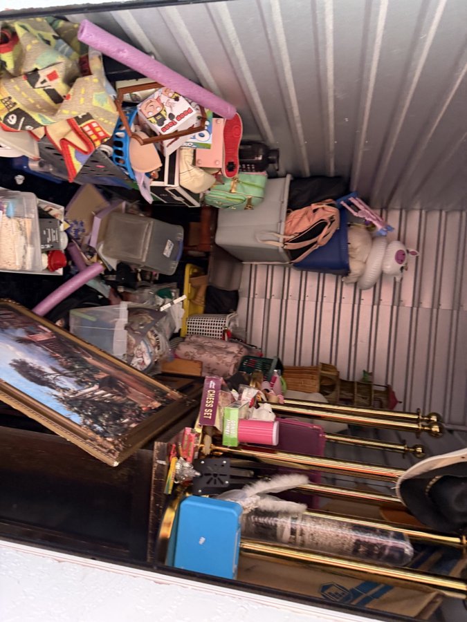 6 x 10 storage unit in Lantana, FL