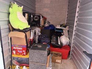 6 x 10 storage unit in Lantana, FL