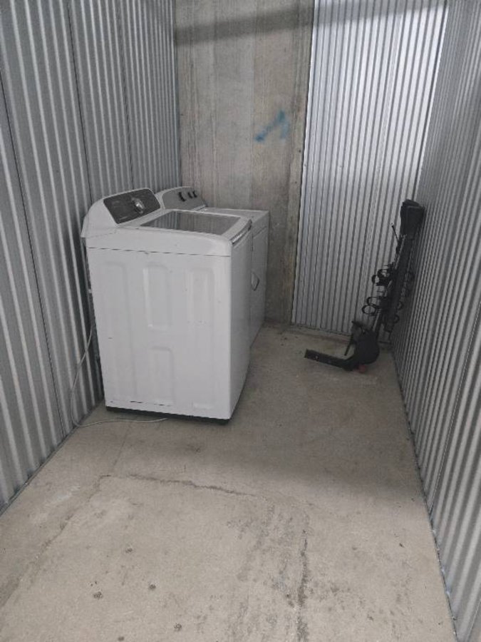 5 x 10 storage unit in Denton, TX