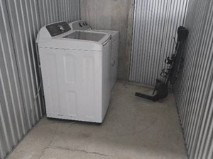 5 x 10 unit in Denton