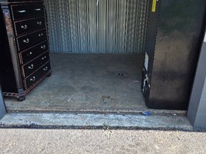10 x 10 unit in Montgomery