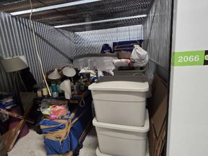 10 x 15 unit in Chicago