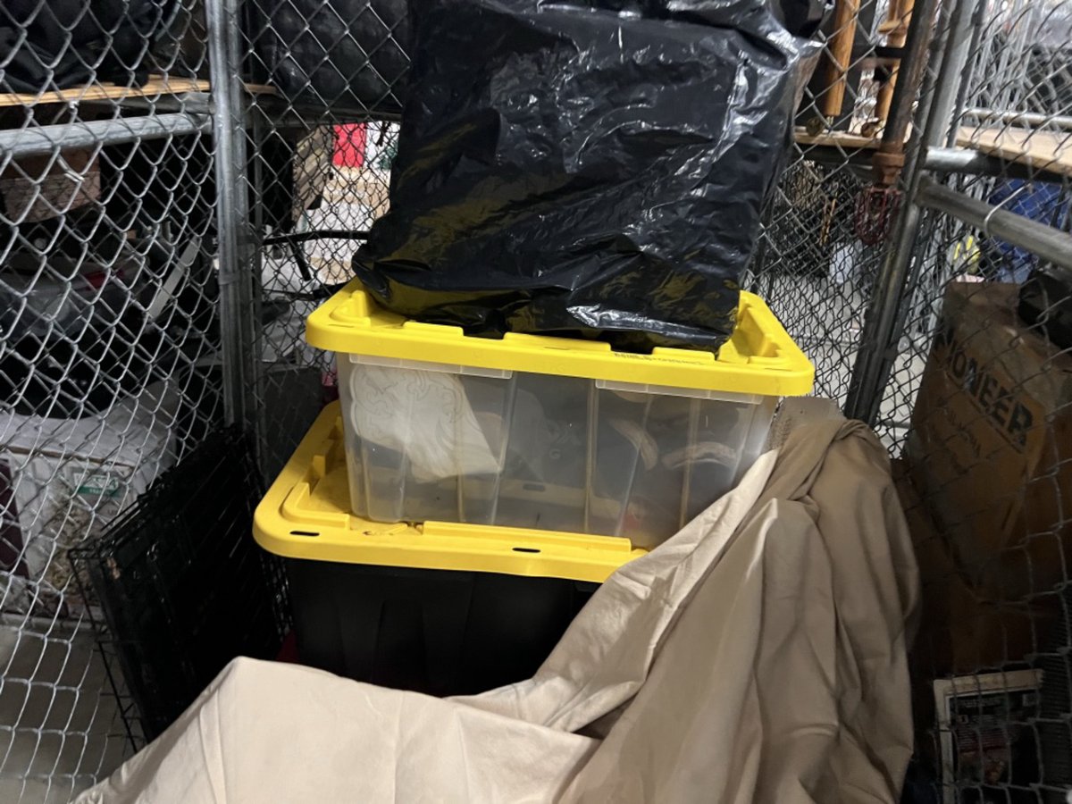 4 x 6 storage unit in West Palm Beach, FL