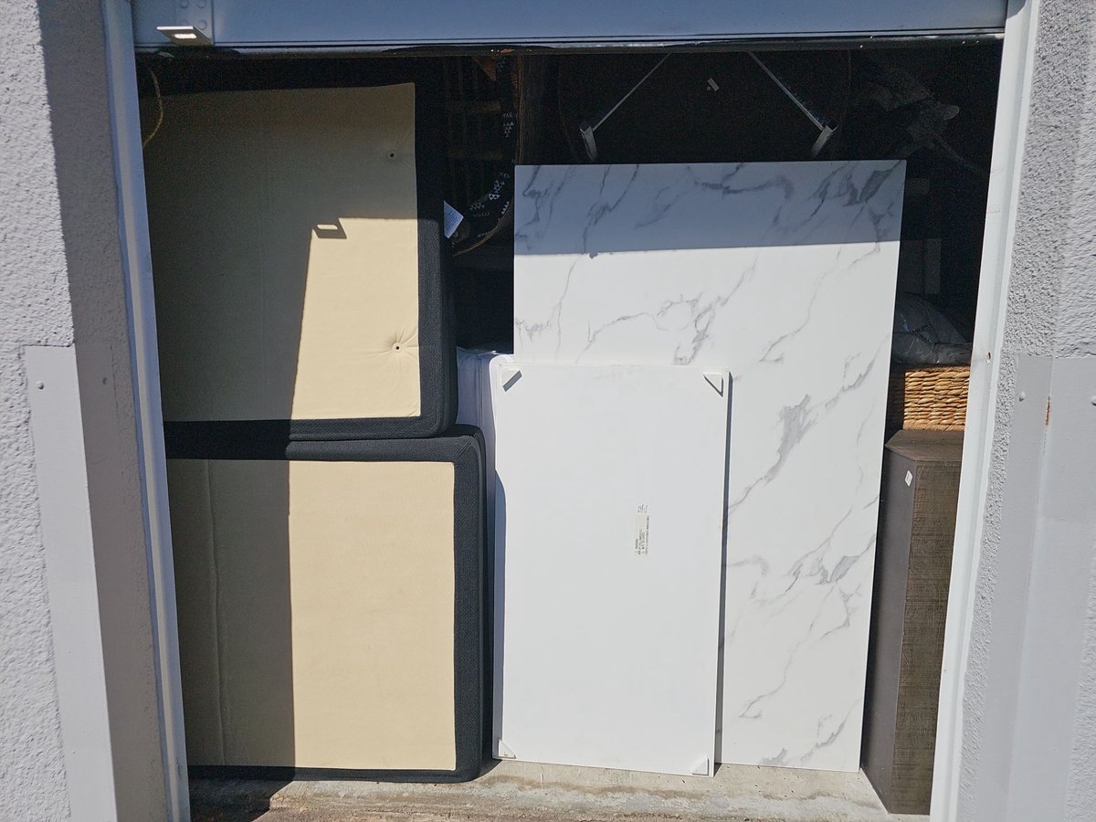 10 x 9 storage unit in Wellington, FL