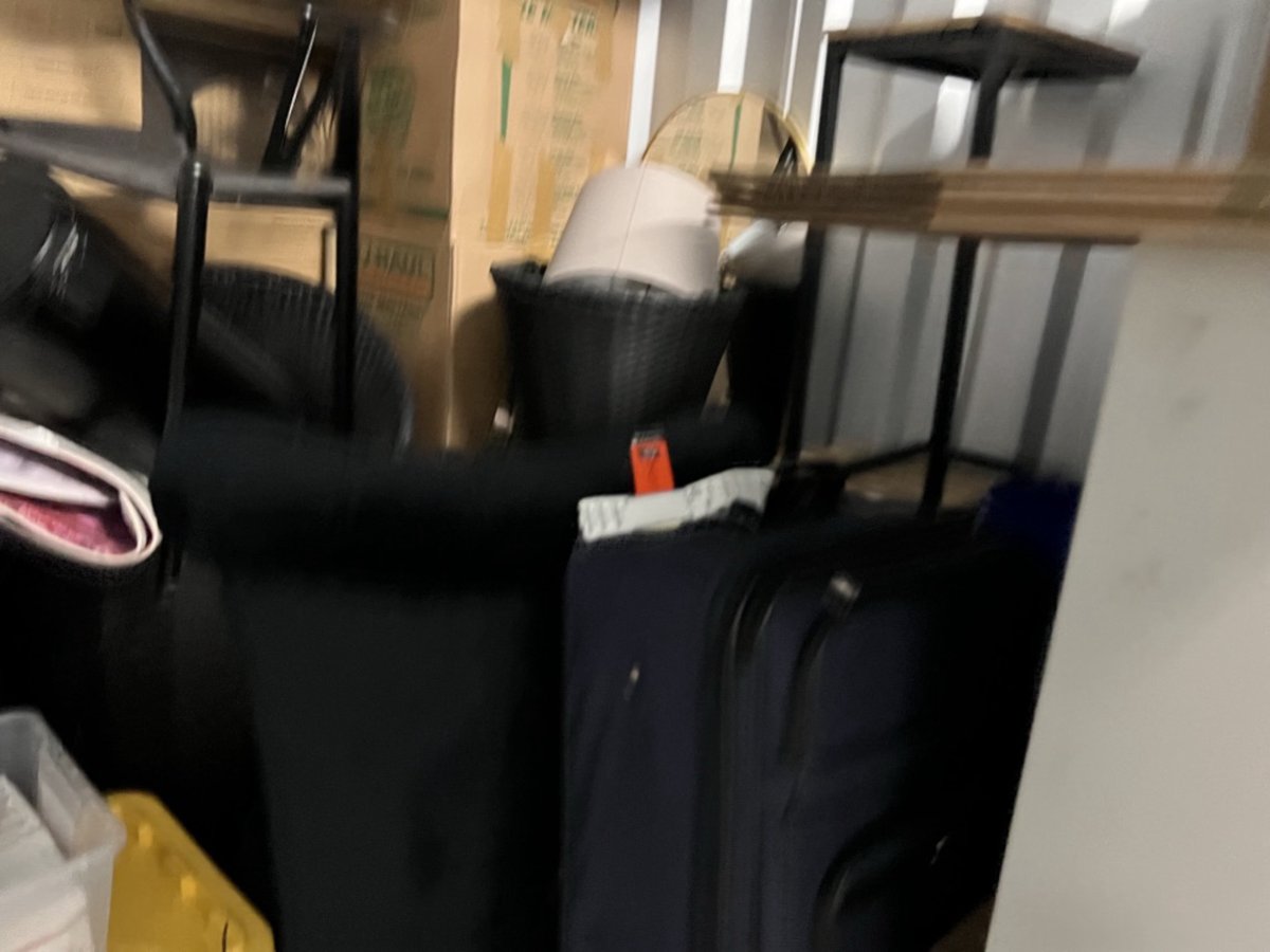7 x 10 storage unit in West Palm Beach, FL