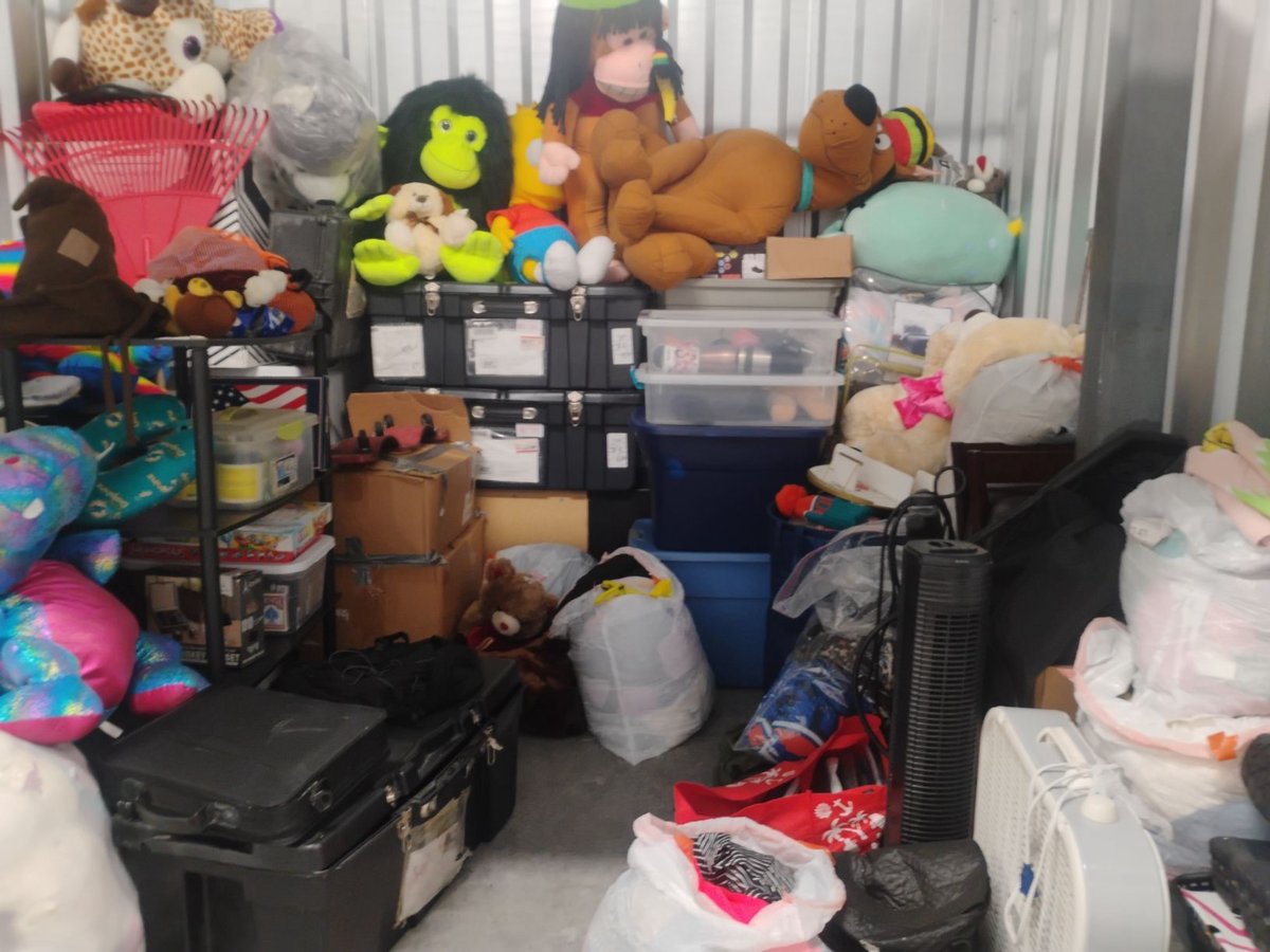 10 x 10 storage unit in West Palm Beach, FL