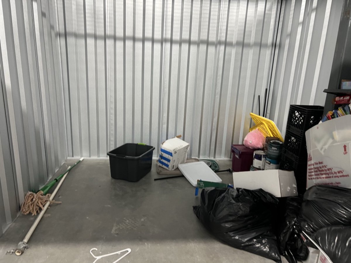 10 x 10 storage unit in West Palm Beach, FL