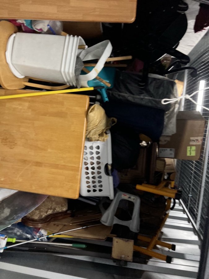 10 x 20 storage unit in West Palm Beach, FL