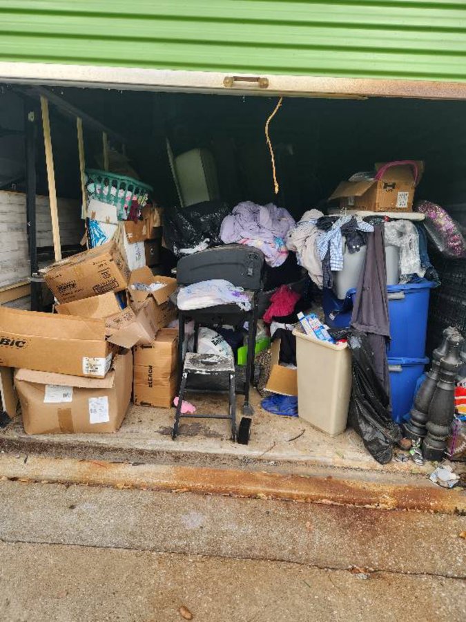 10 x 25 storage unit in Houston, TX