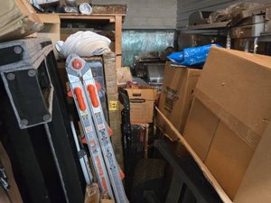 10 x 20 unit in San Diego