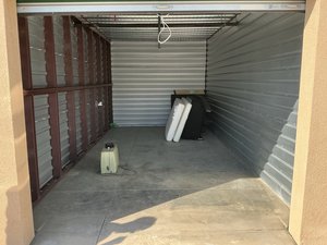 10 x 20 unit in Yucaipa