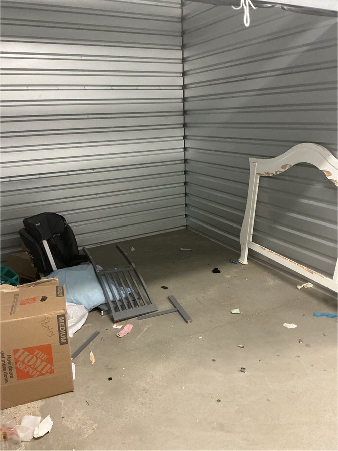 10 x 10 storage unit in Yucaipa, CA