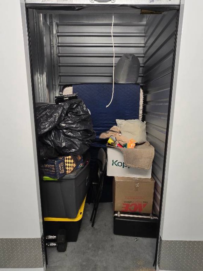 5 x 5 storage unit in Watsonville, CA