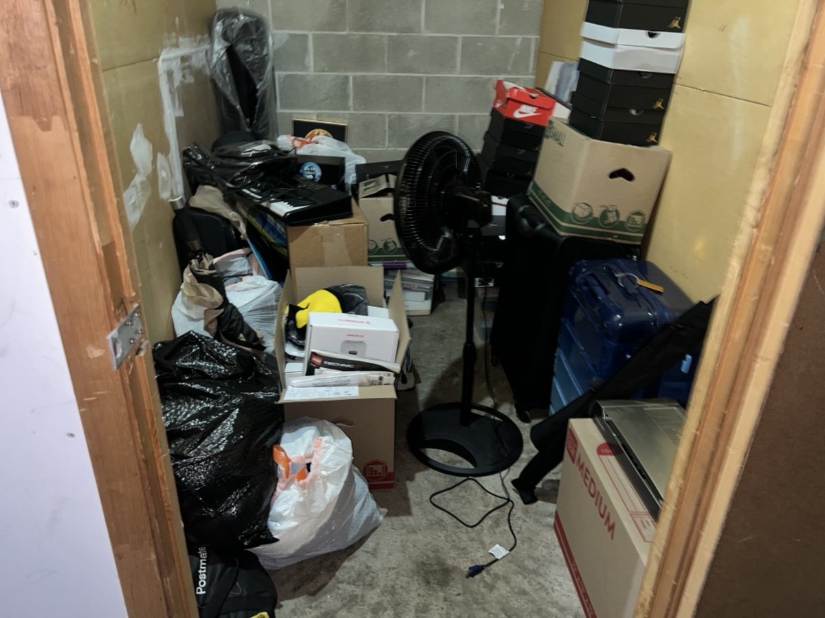 6 x 10 storage unit in Indianapolis, IN