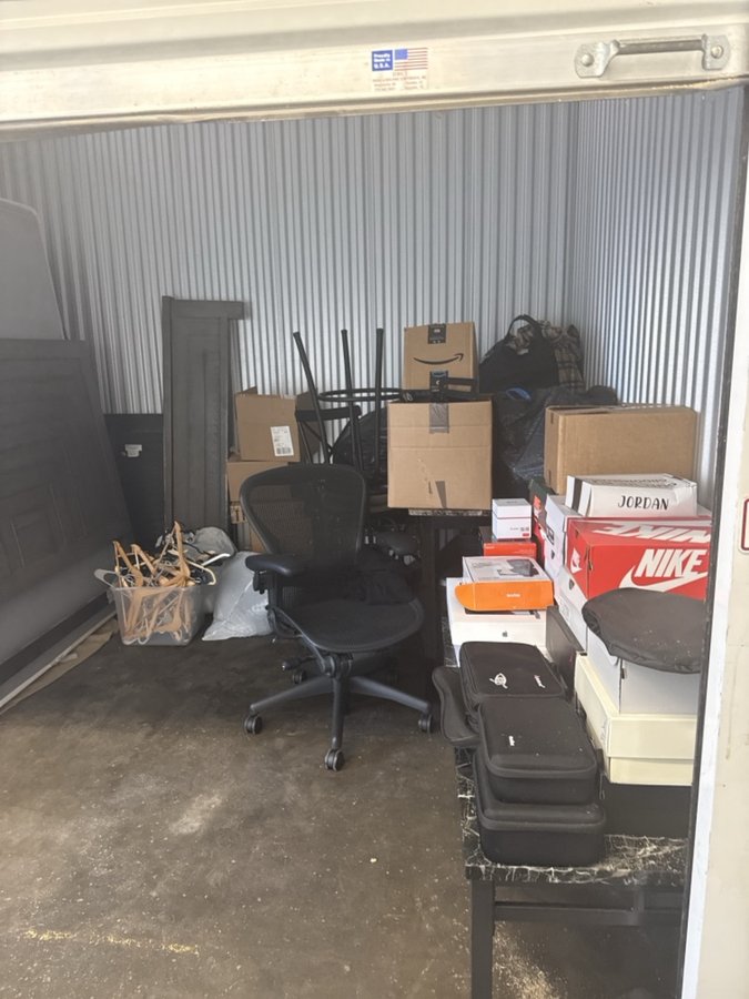 10 x 10 storage unit in Memphis, TN