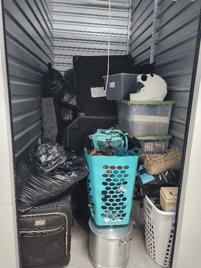 5 x 10 storage unit in Las Vegas, NV