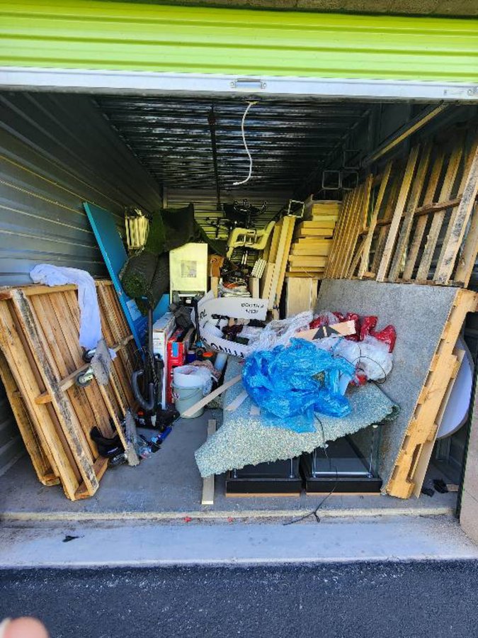 10 x 20 storage unit in Las Vegas, NV