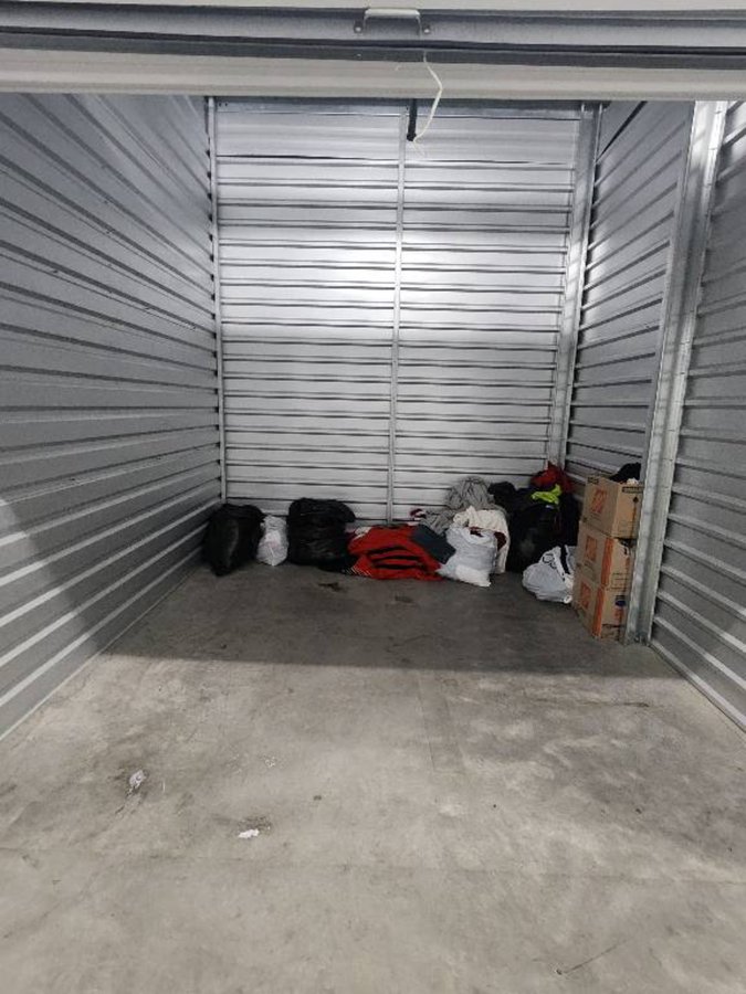 10 x 10 storage unit in Las Vegas, NV