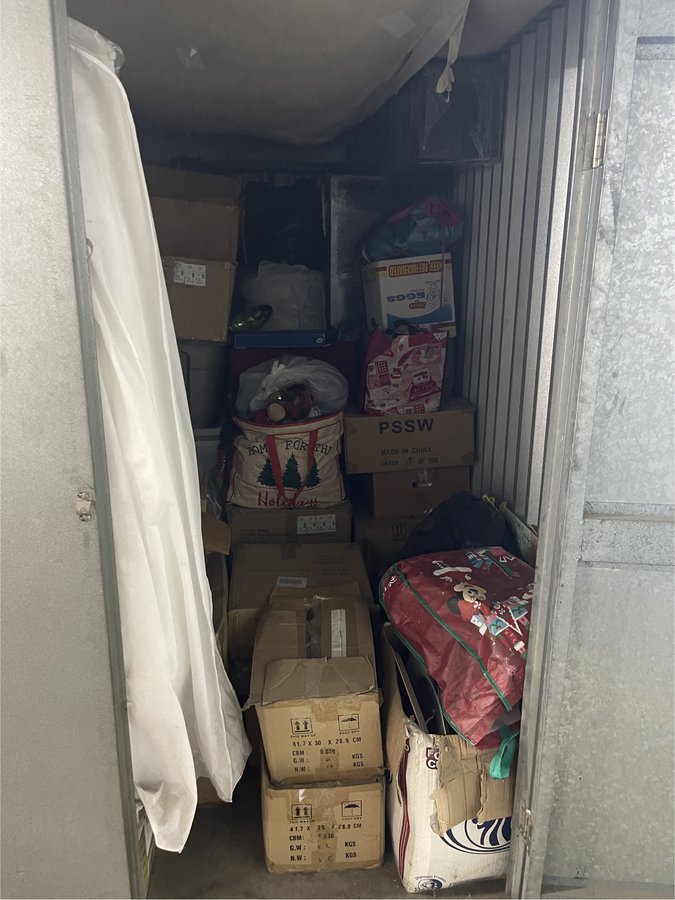 5 x 10 storage unit in Downey, CA
