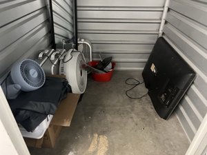 5 x 5 unit in Indianapolis