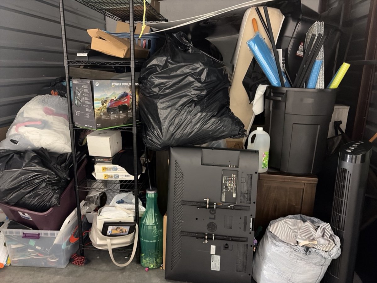 10 x 10 storage unit in Olive Branch, MS