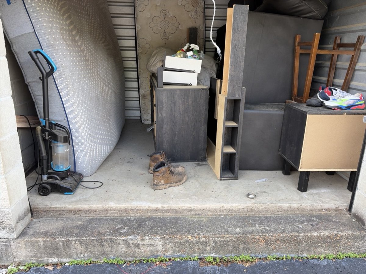 10 x 10 storage unit in Memphis, TN