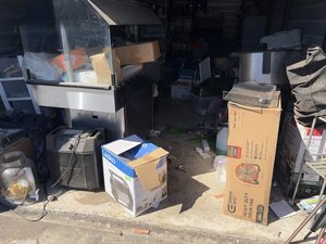 10 x 20 unit in Memphis