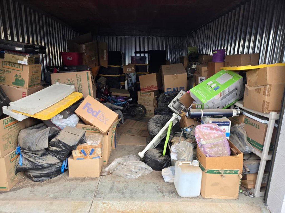 10 x 20 storage unit in Glendale, AZ