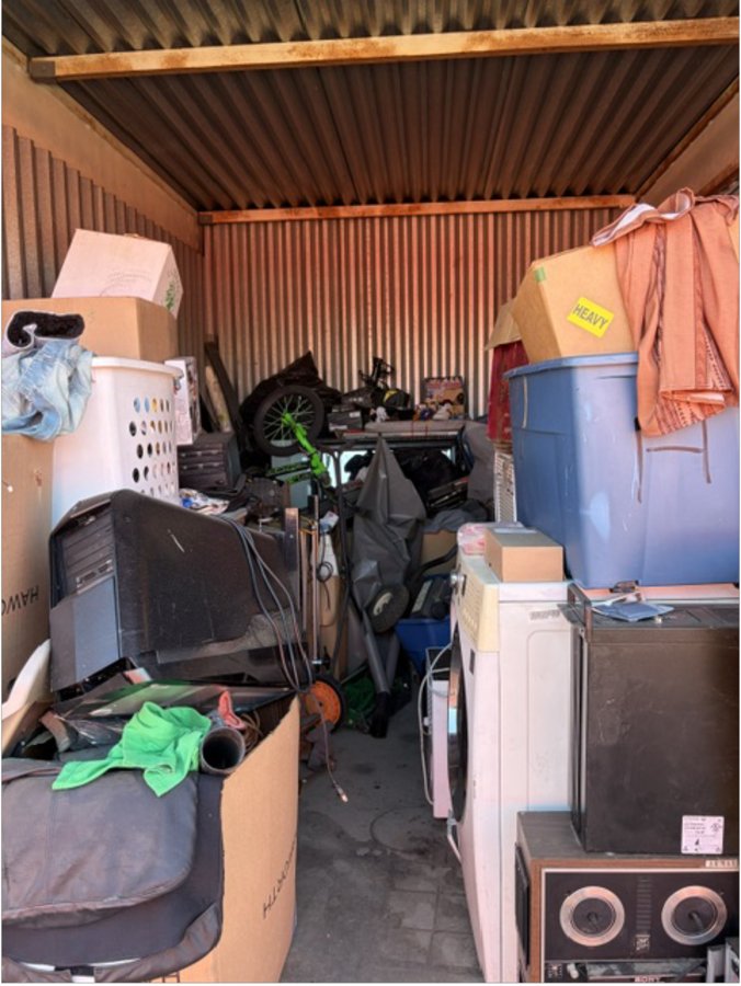 10 x 15 storage unit in Rialto, CA