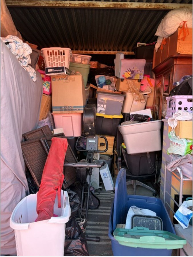 10 x 20 storage unit in Rialto, CA