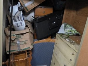 5 x 10 storage unit in Mission Hills, CA