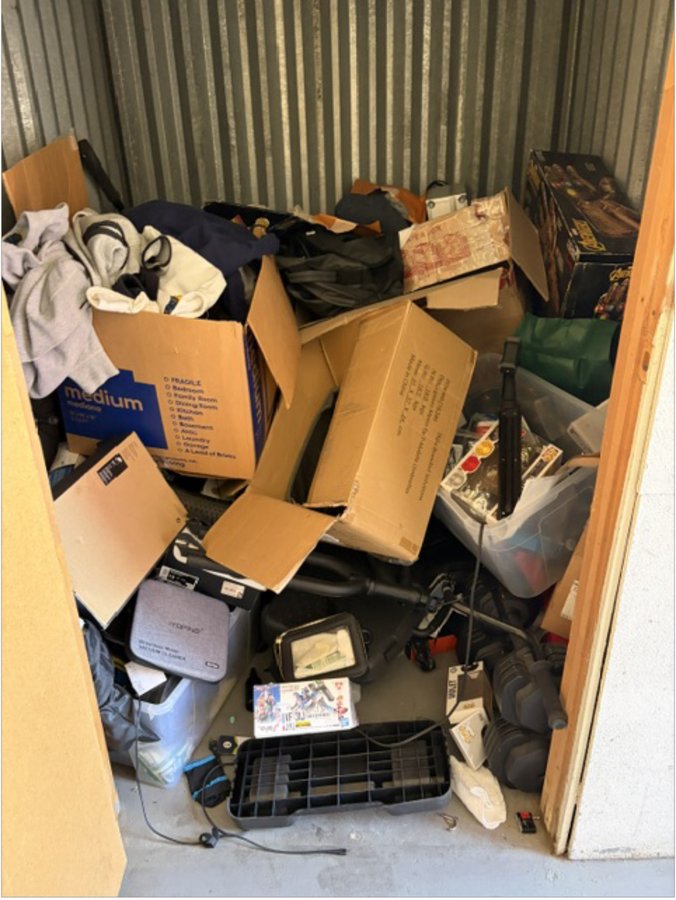 5 x 5 storage unit in Rialto, CA