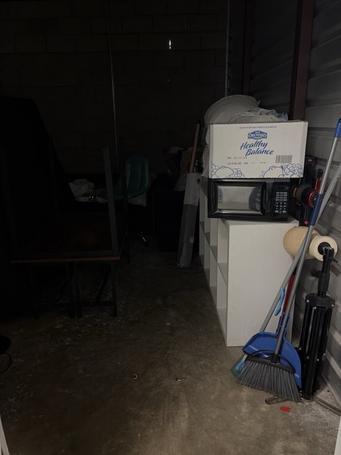 10 x 15 storage unit in Memphis, TN