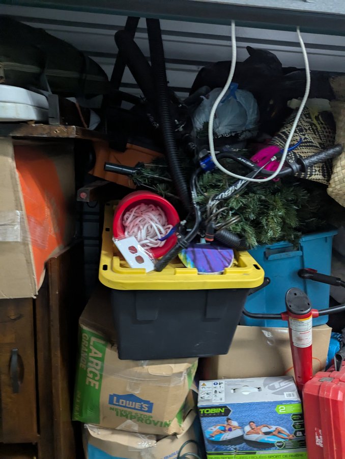 5 x 10 storage unit in Las Vegas, NV