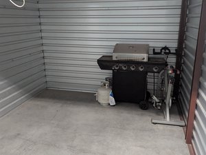 10 x 10 unit in Las Vegas