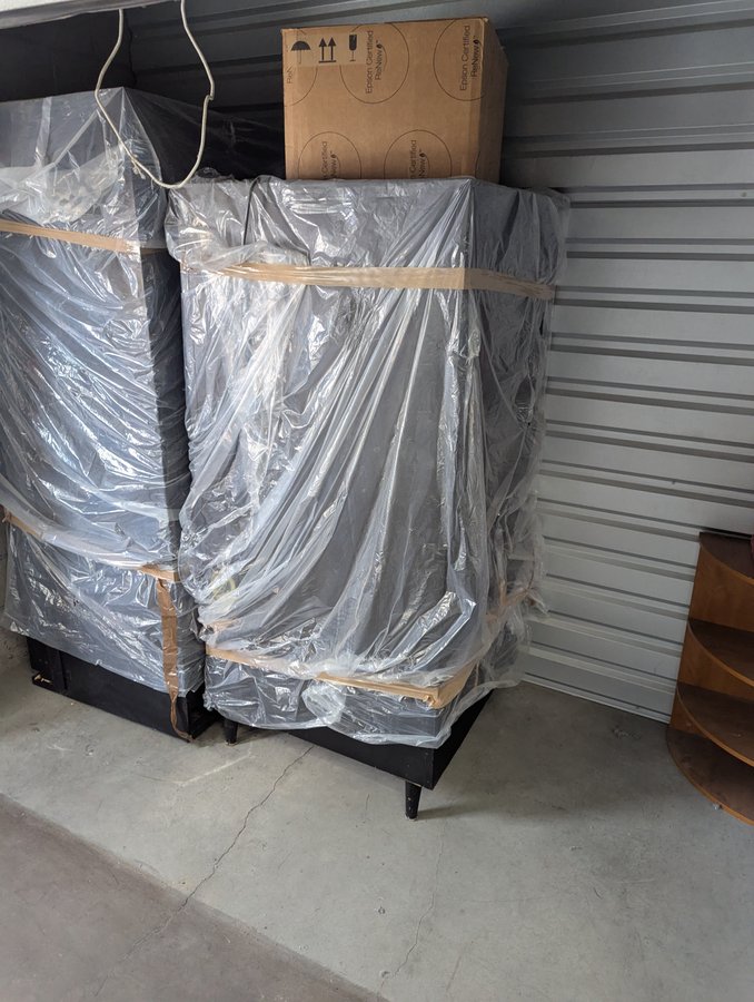 5 x 10 storage unit in Las Vegas, NV