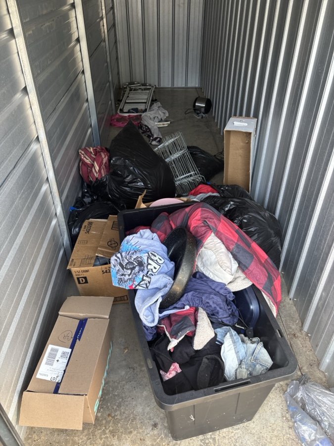 5 x 20 storage unit in Monroe, GA