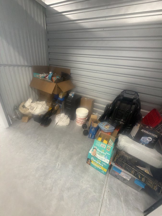 10 x 5 storage unit in Delray Beach, FL
