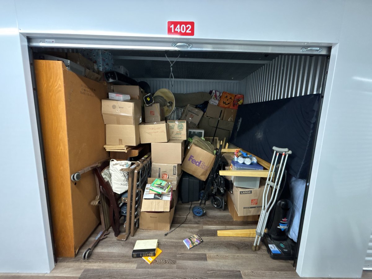 10 x 20 storage unit in Greece, NY