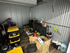 10 x 15 storage unit in Greece, NY
