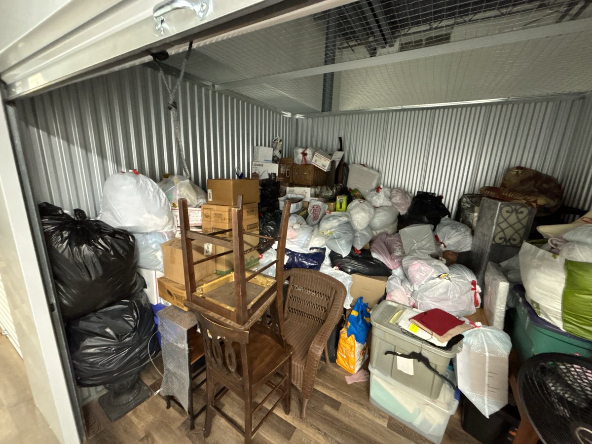 10 x 10 storage unit in Greece, NY