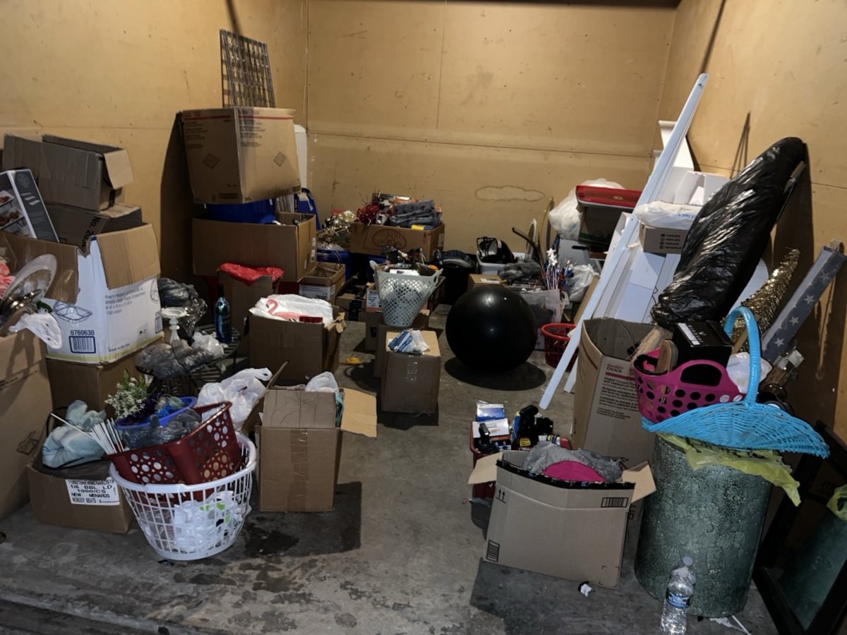 10 x 15 storage unit in Indianapolis, IN