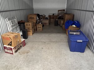 10 x 20 unit in Minneapolis